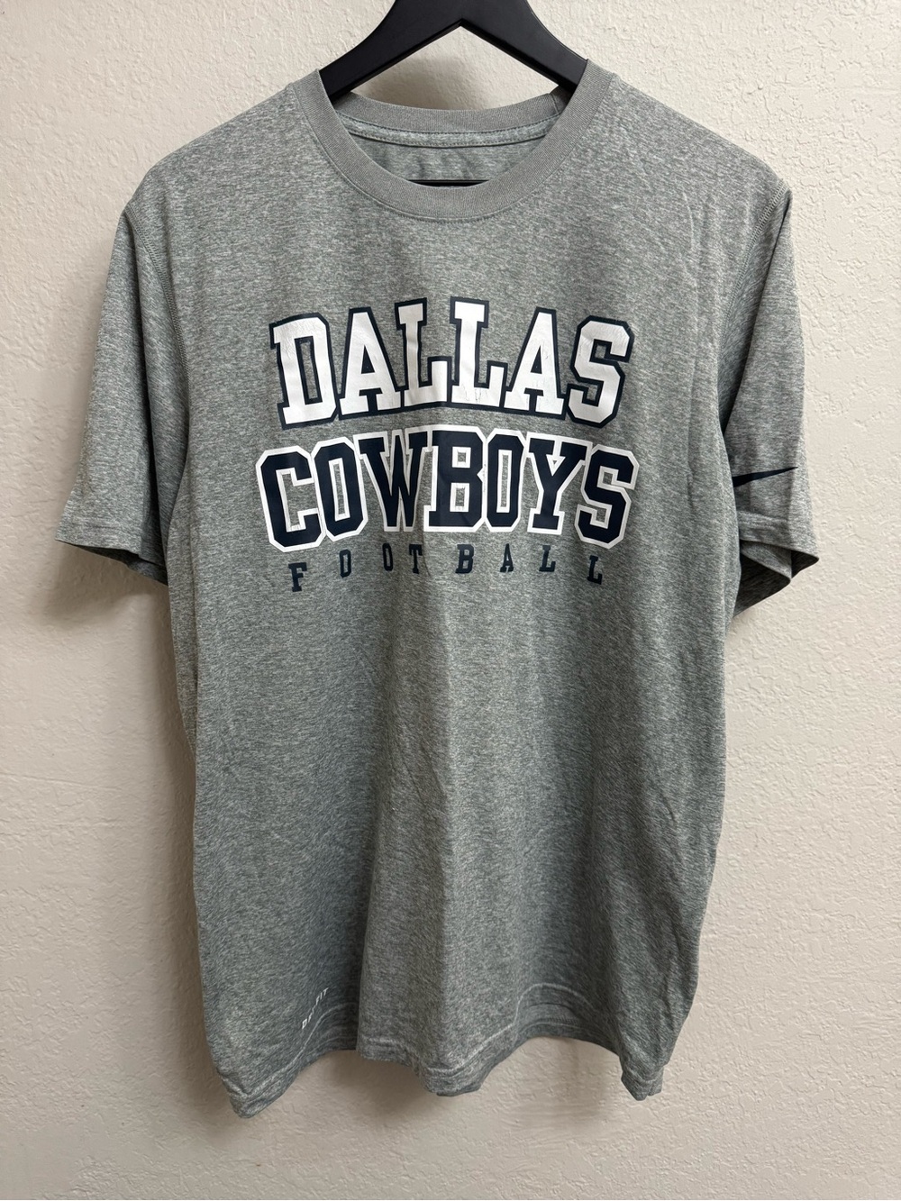 NFL Dallas Cowboys Gray Graphic Tee - Men's Short Sleeve